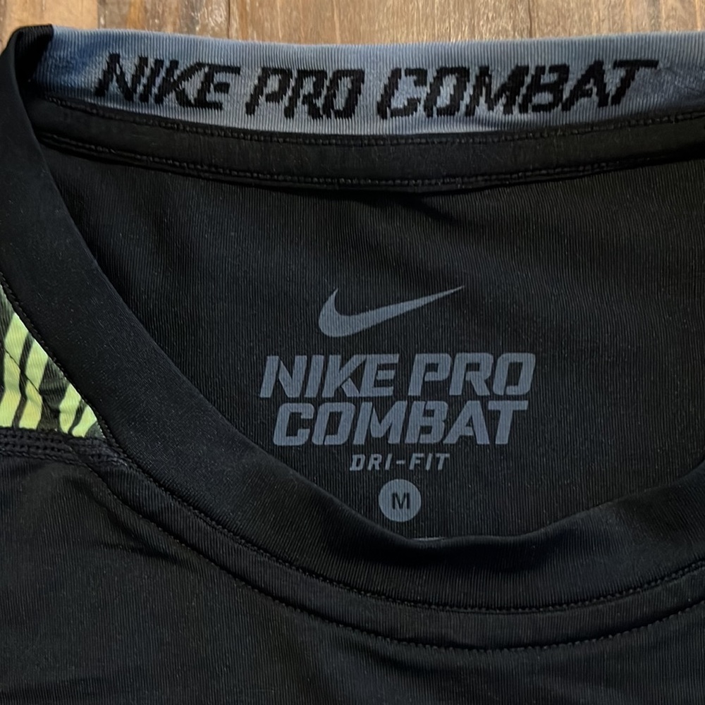 Nike Pro Combat performance tee. M - Picture 7 of 8